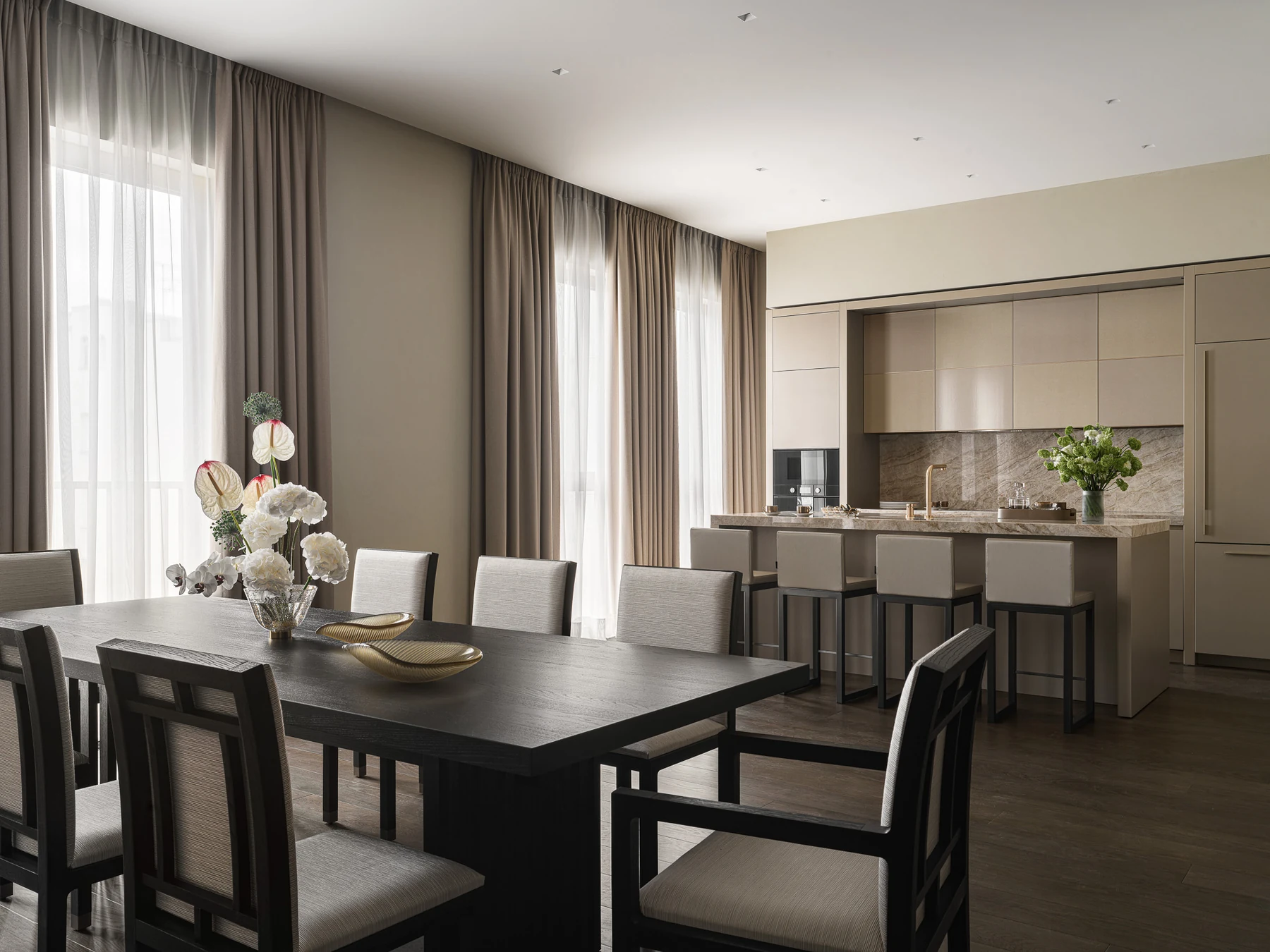 Армани Каса Armani/Casa Moscow Residences — Столовая и кухня резиденции Armani/Casa Moscow Residences