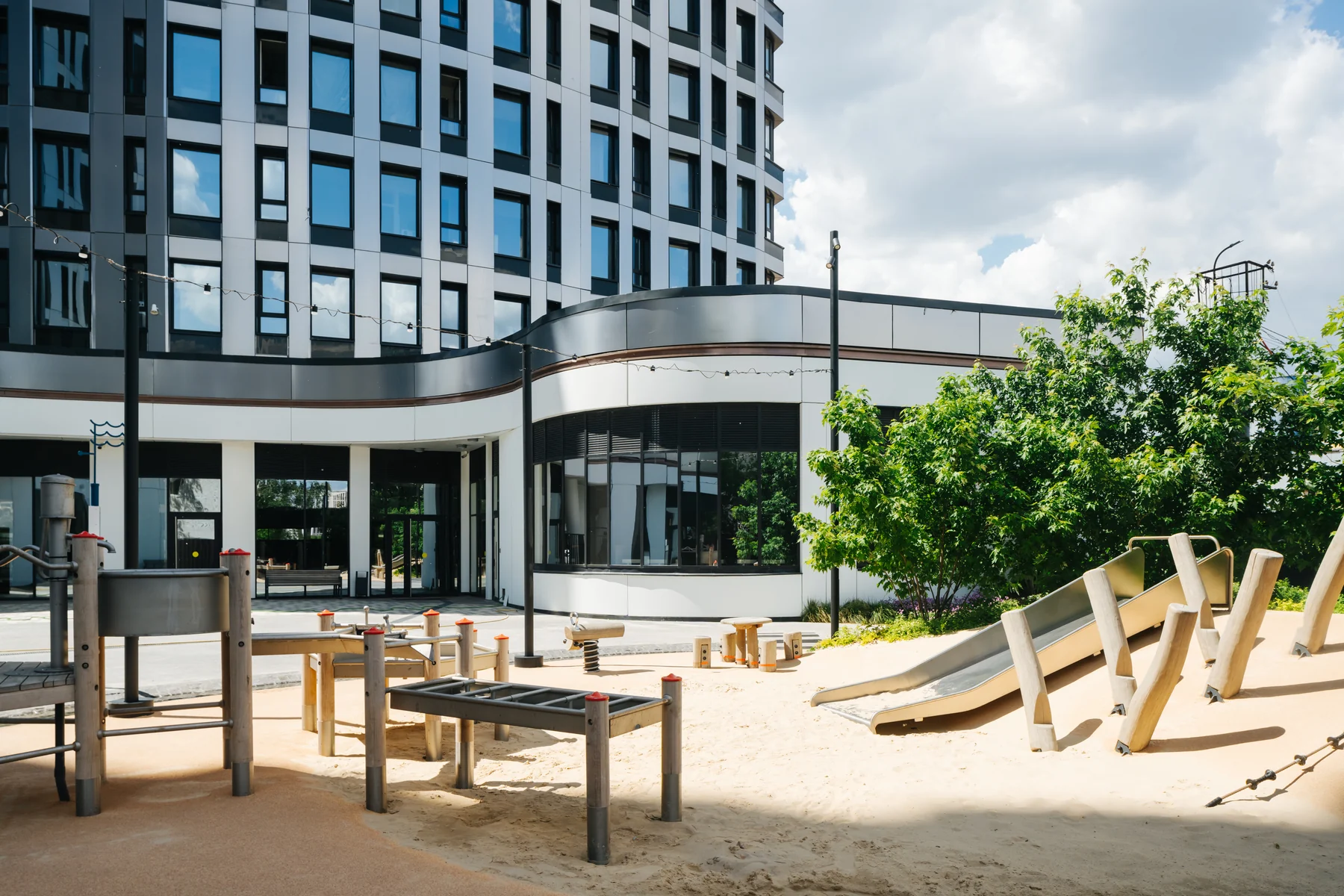 Роттердам Rotterdam — Детская площадка во дворе ЖК «Роттердам»